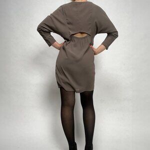 GAP Shift dress! wombat sleeves, long sleeved sporty, peek-a-boo back